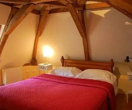 Manoir De Rouesse Laval (Mayenne)