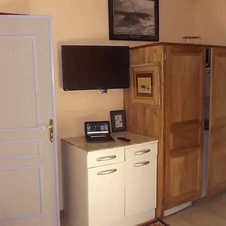 Manoir De Rouessé Laval (Mayenne)