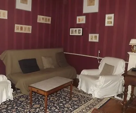 Manoir De Rouesse 3* ラヴァル