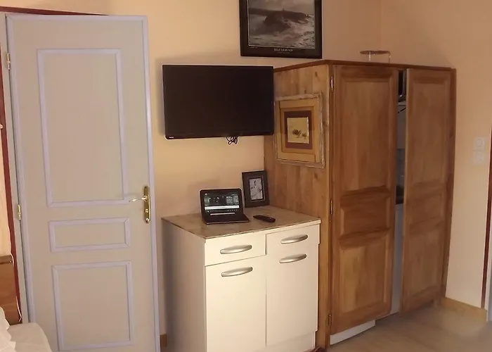 Manoir De Rouessé Laval (Mayenne)