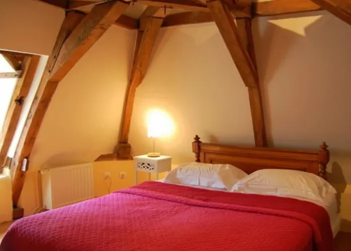 Manoir De Rouessé Laval (Mayenne)